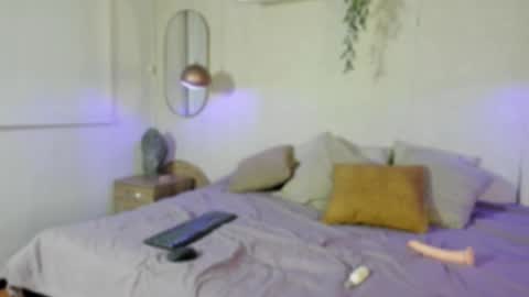 Snapshot of milaa_rougee chatting on February 27, 11:21 am milaa_rougee online show from February 27, 11:21 am