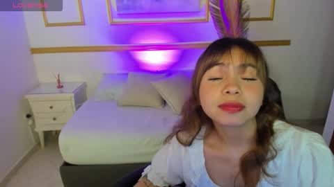 Snapshot of milaack_ chatting on February 2, 12:48 pm milaack_ online show from February 2, 12:48 pm