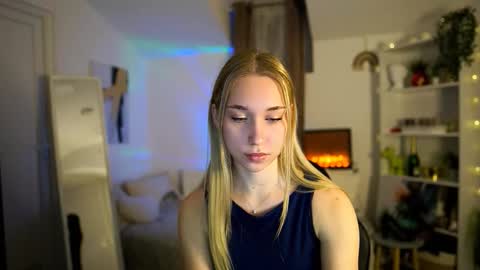 Snapshot of milabunny1 chatting on January 14, 11:16 am MilaBunny1 online show from January 14, 11:16 am