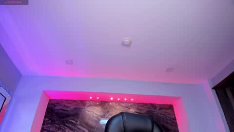 Mila online show from April 3, 3:04 am