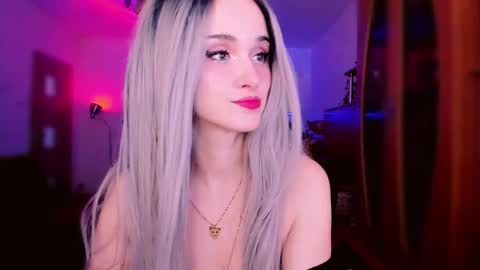 MiladyJolie online show from February 3, 8:52 am