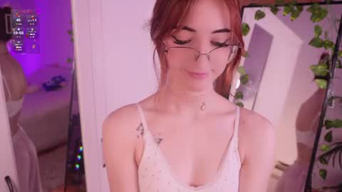Snapshot of milaflameee_ chatting on June 29, 5:13 pm Mila . online show from June 29, 5:13 pm