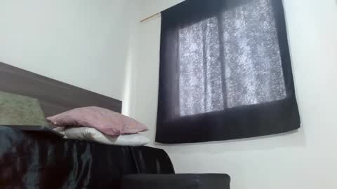 mila online show from January 10, 5:02 pm