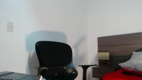 mila online show from February 15, 11:08 am