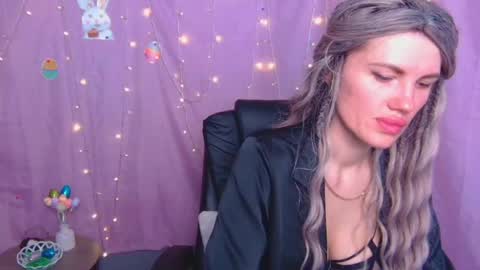 Milaloona online show from April 11, 6:51 am