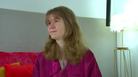 Mila online show from March 15, 6:30 am