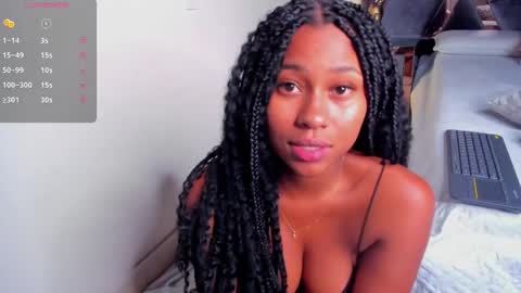 Snapshot of milan_ebony chatting on February 10, 2:26 pm Milan online show from February 10, 2:26 pm