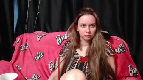 Snapshot of milana696969 chatting on June 16, 3:25 pm MilAna online show from June 16, 3:25 pm