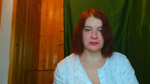 Snapshot of milana9732 chatting on February 26, 10:20 pm milana9732 online show from February 26, 10:20 pm