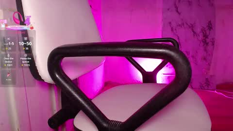 Dan and Milana online show from October 21, 8:20 pm