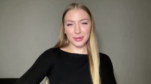 Milana online show from December 1, 6:30 pm