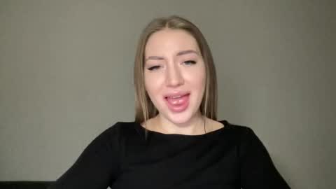 Milana online show from December 2, 9:28 pm