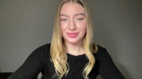 Milana online show from January 18, 9:45 pm