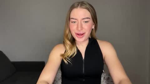 Milana online show from February 7, 7:27 pm