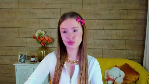 MilanaBalmain online show from February 10, 11:15 am