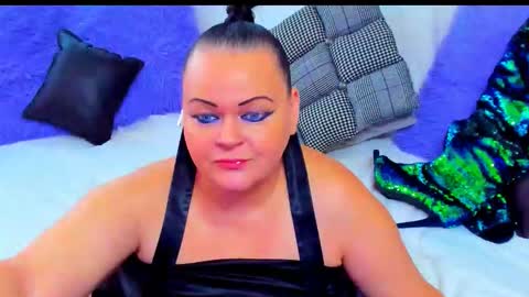 Lana online show from November 28, 8:50 am