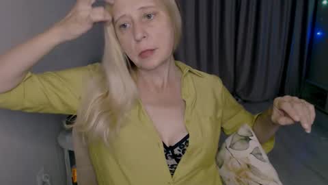 Milena online show from September 28, 3:12 am