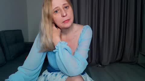 Snapshot of milanav chatting on February 8, 6:17 am Milena online show from February 8, 6:17 am