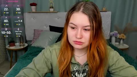 Snapshot of milanaxhoney chatting on February 6, 1:10 am milanaxhoney online show from February 6, 1:10 am