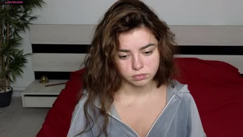 Mila online show from December 6, 8:15 am