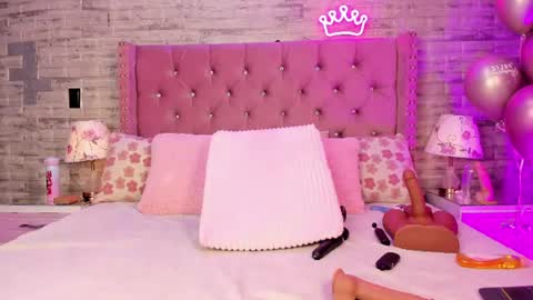 milanjackson online show from June 25, 9:52 pm