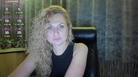 milanna_x online show from November 8, 7:45 pm