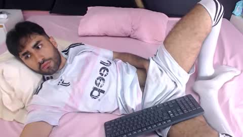 milanzaire online show from September 29, 11:31 pm