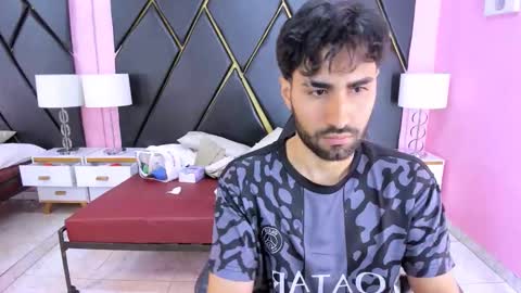 milanzaire online show from November 17, 9:20 pm