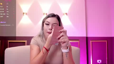 Snapshot of milaowens chatting on July 18, 12:20 pm Sexy Mila online show from July 18, 12:20 pm
