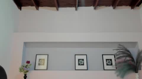 Mila Rose online show from December 21, 11:11 am