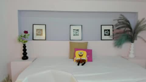 Mila Rose online show from January 4, 11:11 am