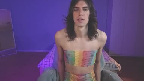 Snapshot of milaslovv chatting on September 22, 3:47 pm Mila online show from September 22, 3:47 pm