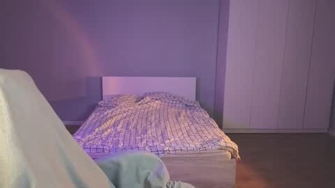 Snapshot of milaslovv chatting on September 26, 4:22 pm Mila online show from September 26, 4:22 pm