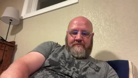 Snapshot of milehighbeard chatting on August 4, 5:43 am milehighbeard online show from August 4, 5:43 am