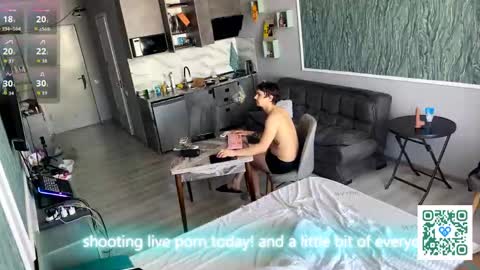 Miley and Michael online show from April 25, 9:56 am