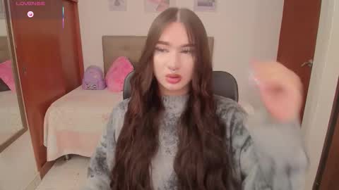 Miley online show from February 12, 1:06 pm