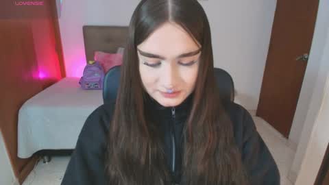 Miley online show from April 13, 12:43 pm