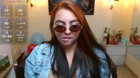 Miley online show from April 28, 1:27 pm