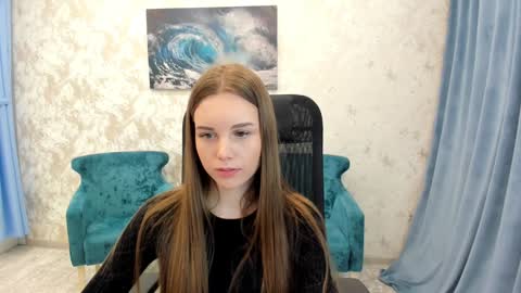 mileygloss online show from January 30, 2:47 pm