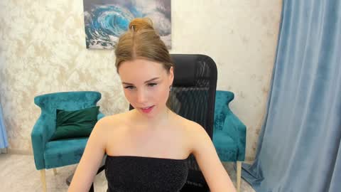 mileygloss online show from February 4, 6:38 pm