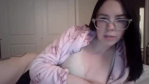 milf4you6 online show from December 2, 1:33 am