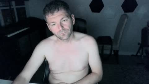 Snapshot of milf_hunter567 chatting on October 17, 3:10 am milf_hunter567 online show from October 17, 3:10 am