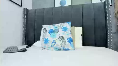 Milf Loven online show from November 20, 4:07 pm