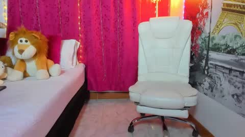 Nakary Bustamante online show from March 2, 1:36 am