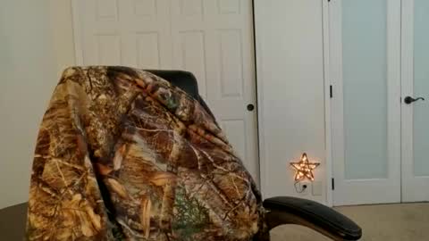 Snapshot of militaryfratboy chatting on May 20, 2:23 pm militaryfratboy online show from May 20, 2:23 pm