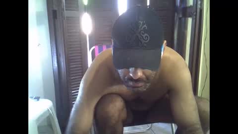 militaryx online show from April 2, 7:00 pm