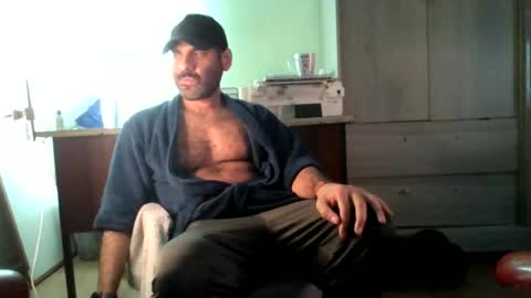 Snapshot of militaryx chatting on July 4, 1:23 am militaryx online show from July 4, 1:23 am