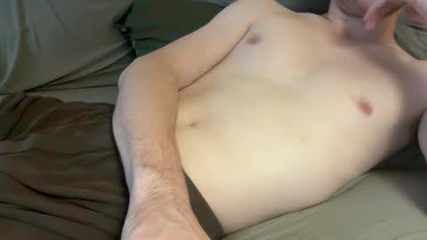 milkedboy964 online show from September 27, 2:38 am