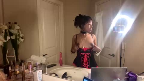 milkmarie online show from November 23, 9:47 pm