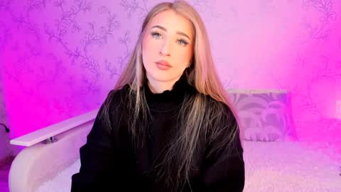 Vivian online show from December 24, 5:27 am